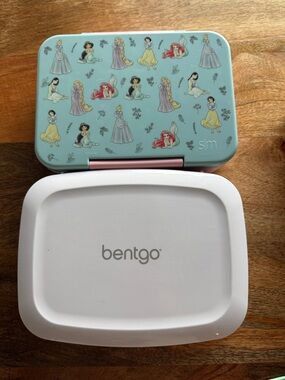 Disney Princess Bento Box Set in Mint and White